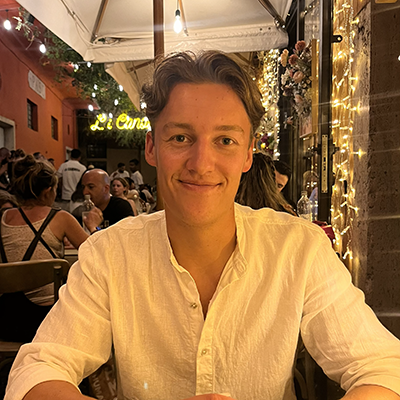 Brian - Junior Accountmanager bij Acties.nl
