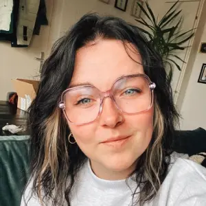 Sanne van Loo -  bij Acties.nl